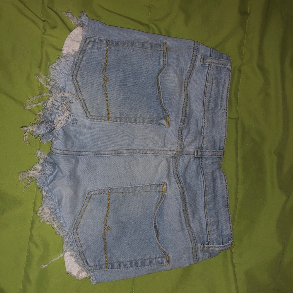 shorts - Picture 2 of 2